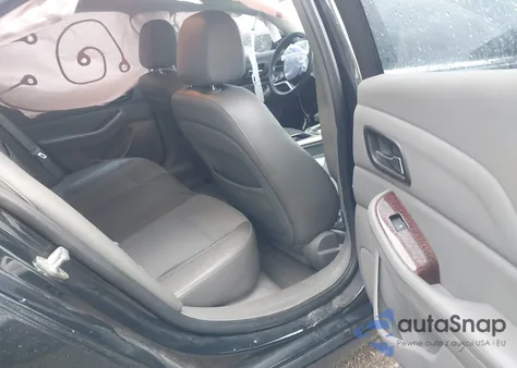 2013 Chevrolet Malibu Eco из США, поврежденный, VIN 1G11D5SR5DF147802